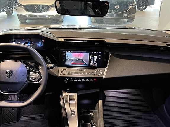 Peugeot 308 SW 14 of 19