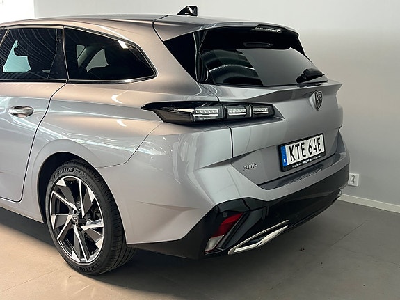 Peugeot 308 SW 5 of 5