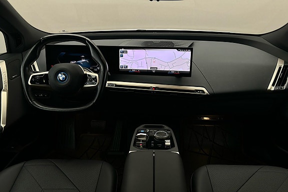 BMW iX 6 of 28