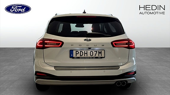 Ford Focus 7 of 9