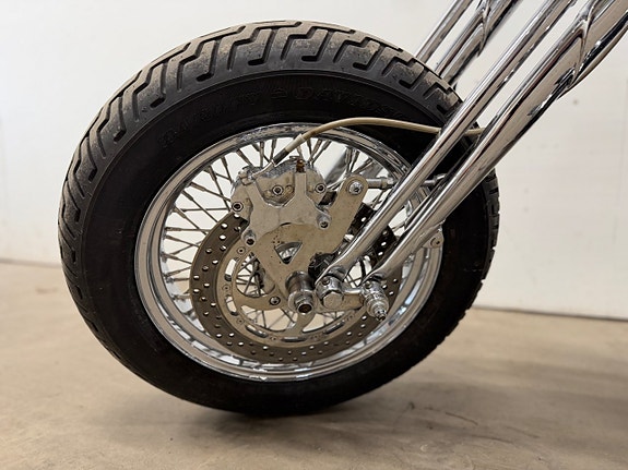 -- Custom Bobber RevTech V-Twin 95 hk - Unik hoj med attityd 13 of 16