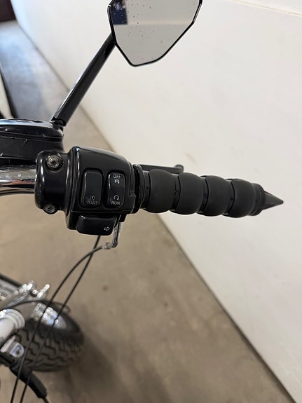 -- Custom Bobber RevTech V-Twin 95 hk - Unik hoj med attityd 10 of 16