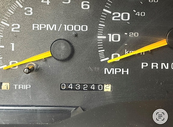 Chevrolet C3500 10 of 12