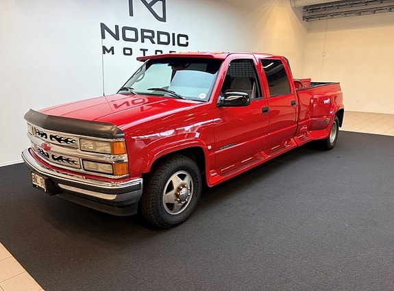 Chevrolet C3500 3 of 12