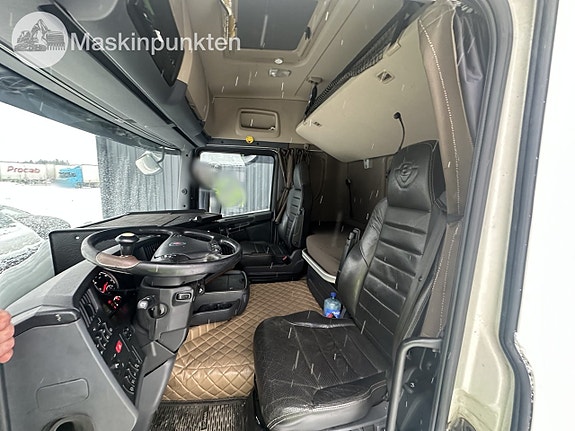 SCANIA R520 11 of 27