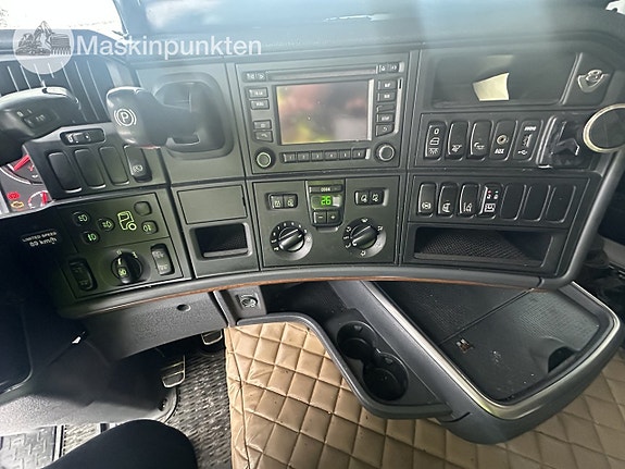 SCANIA R520 16 of 27