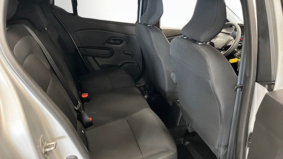 Dacia Sandero 5 of 5