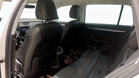 Skoda Octavia 11 of 12