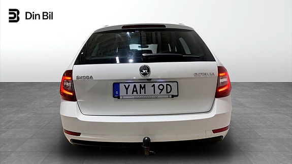 Skoda Octavia 5 of 12