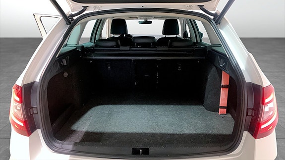 Skoda Octavia 12 of 12