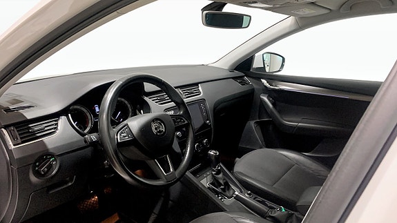Skoda Octavia 7 of 12