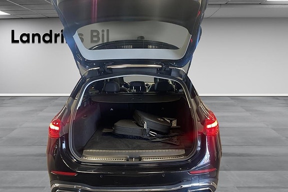 Mercedes-Benz C300 d 14 of 15