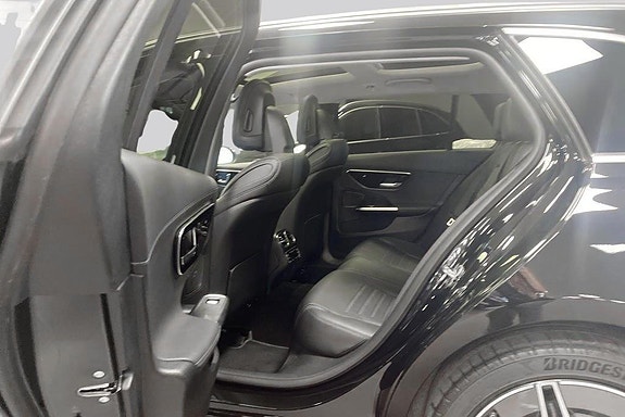 Mercedes-Benz C300 d 9 of 15
