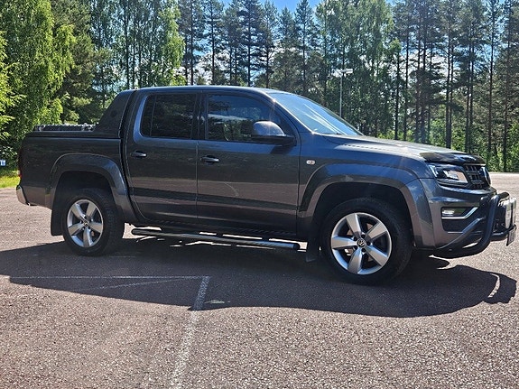 Volkswagen Amarok 2 of 5