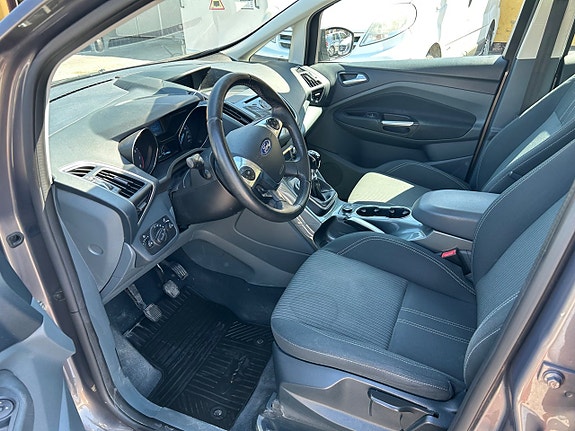 Ford C-Max 3 of 5