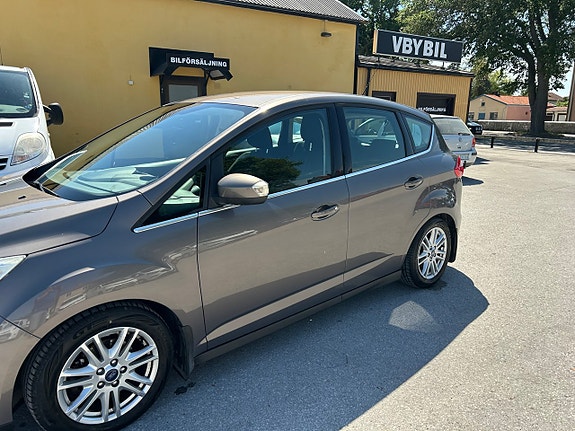 Ford C-Max 2 of 5