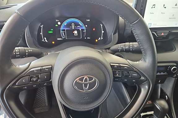 Toyota Yaris 12 of 15