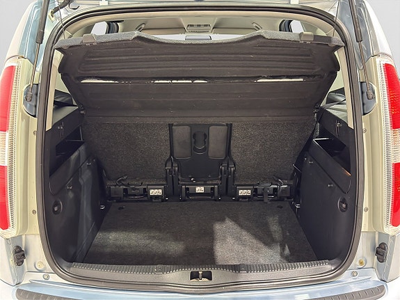 Skoda Roomster 11 of 18