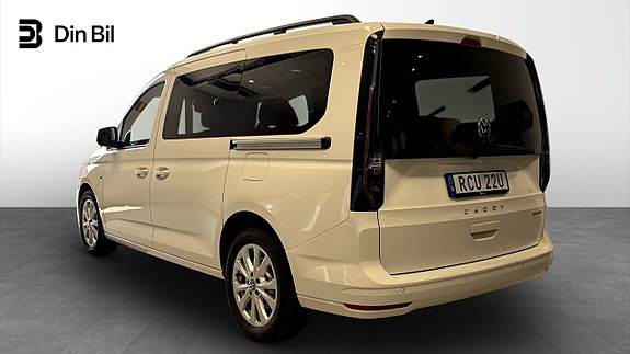 Volkswagen Caddy Maxi 3 of 5