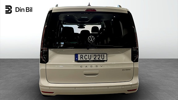 Volkswagen Caddy Maxi 5 of 5