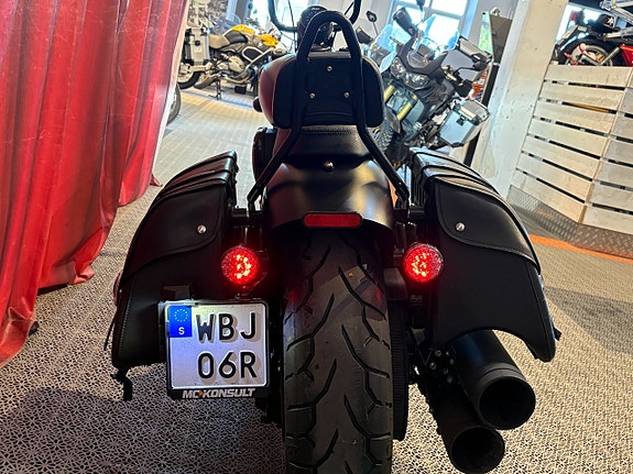 Indian CHIEF BOBBER DARK HORSE 5 of 5