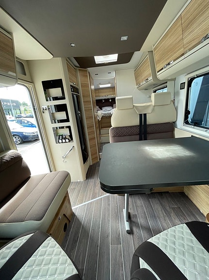 Adria Matrix 670SL 170 HP-5 PAS- 5 BÄLTADE-Lithium 12 of 22