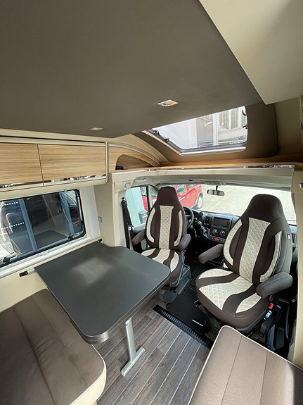 Adria Matrix 670SL 170 HP-5 PAS- 5 BÄLTADE-Lithium 11 of 22