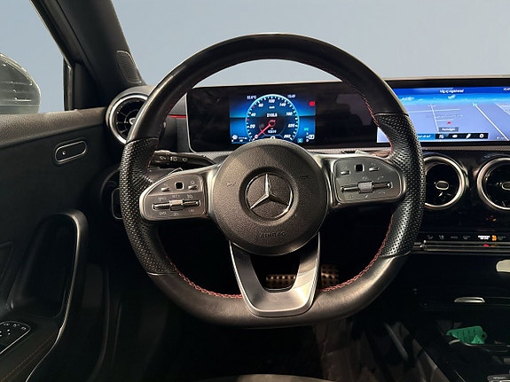 Mercedes-Benz A200 9 of 21