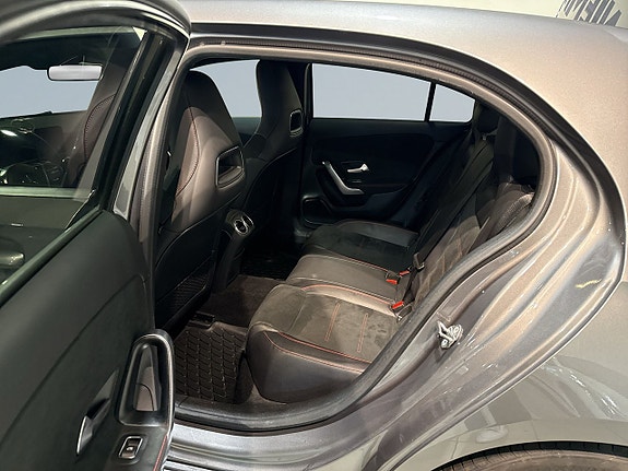 Mercedes-Benz A200 13 of 21