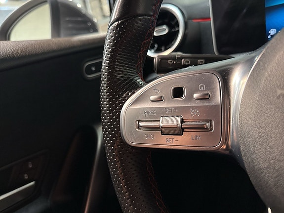 Mercedes-Benz A200 17 of 21