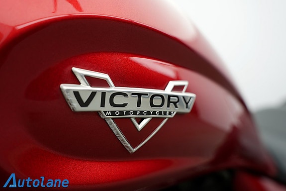 Victory Vegas *Nyservad, Nytt Framdäck, Sidoväska 20 of 28