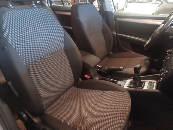 Skoda Octavia 12 of 18