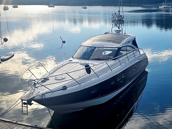 Princess V45 Volvo Penta D6-370 EVC 2010 Joystick control 3 of 5