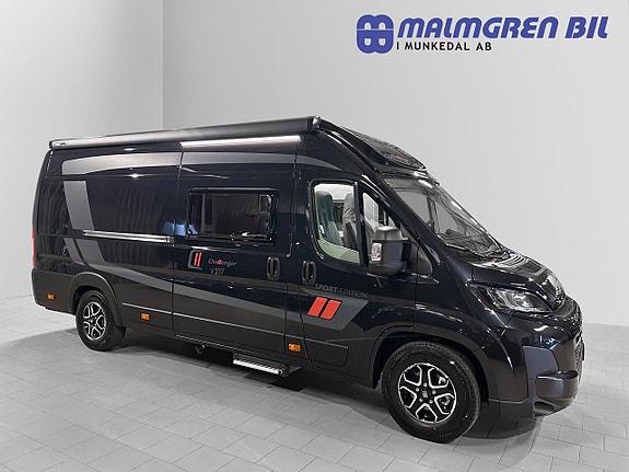 CHALLENGER V217 SPORT 180HK AUTOMAT Långbädd ADAPTIV FARTHÅLLARE # DIESELVÄRMARE #