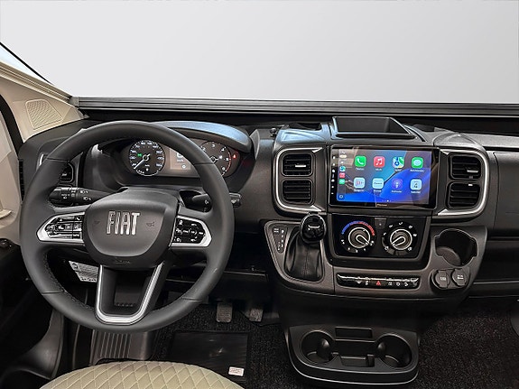CHALLENGER V217 SPORT 180HK AUTOMAT Långbädd ADAPTIV FARTHÅLLARE # DIESELVÄRMARE # 30 of 30
