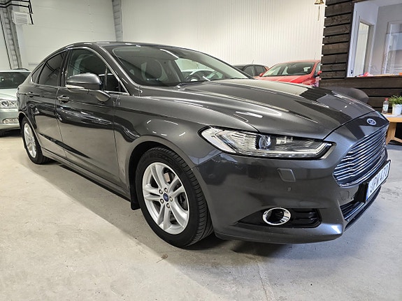 Ford Mondeo 2 of 5