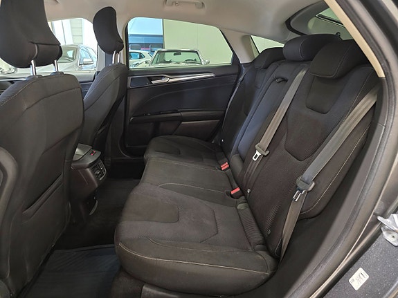 Ford Mondeo 13 of 20