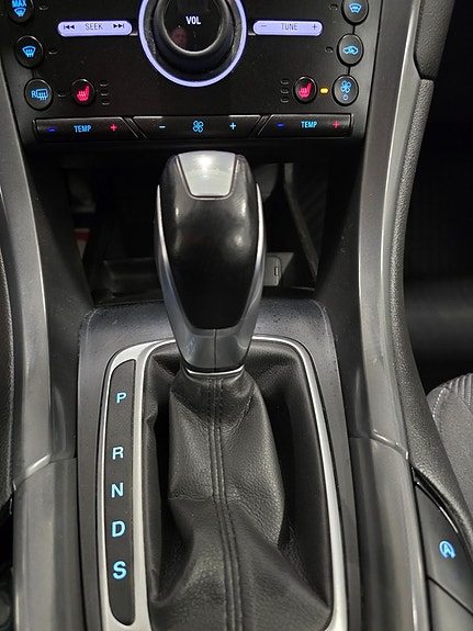 Ford Mondeo 16 of 20