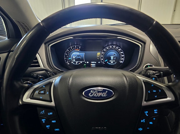 Ford Mondeo 14 of 20
