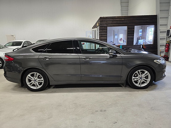 Ford Mondeo 4 of 5