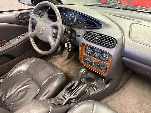 Chrysler Stratus 22 of 24