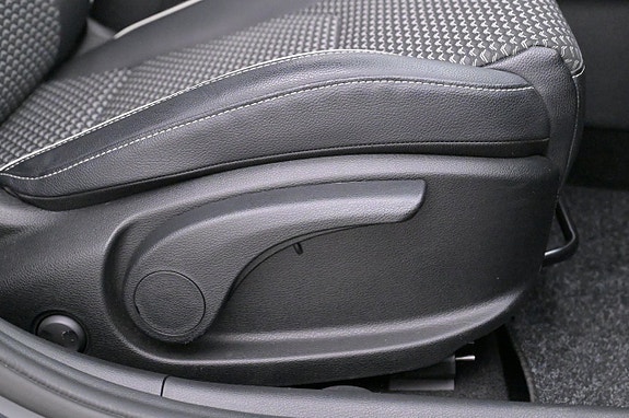 Kia XCeed 13 of 27