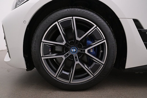 BMW i4 27 of 27