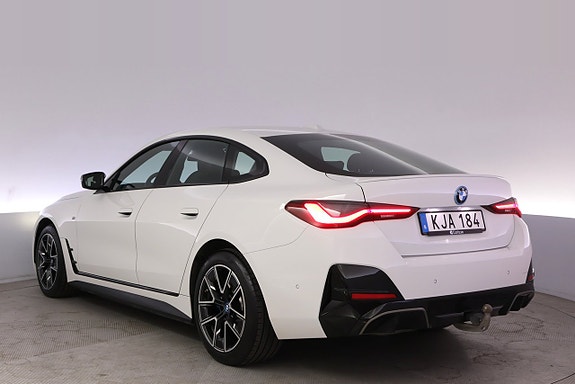 BMW i4 4 of 5