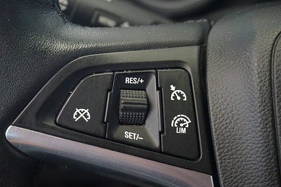Opel Astra 13 of 22