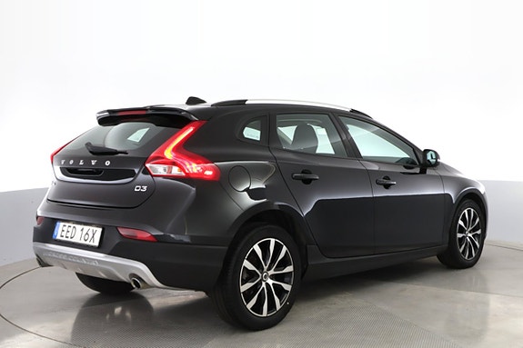 Volvo V40 Cross Country 4 of 5