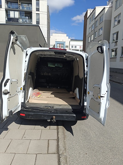 Ford Transit Connect 7 of 13