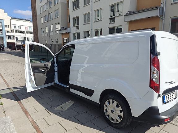 Ford Transit Connect 4 of 13