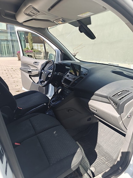 Ford Transit Connect 12 of 13