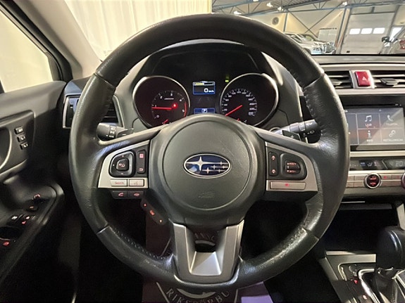 Subaru Outback 12 of 15